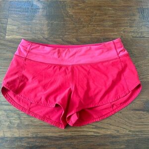 Red Lululemon 2.5 Speed Up Shorts - Size 6